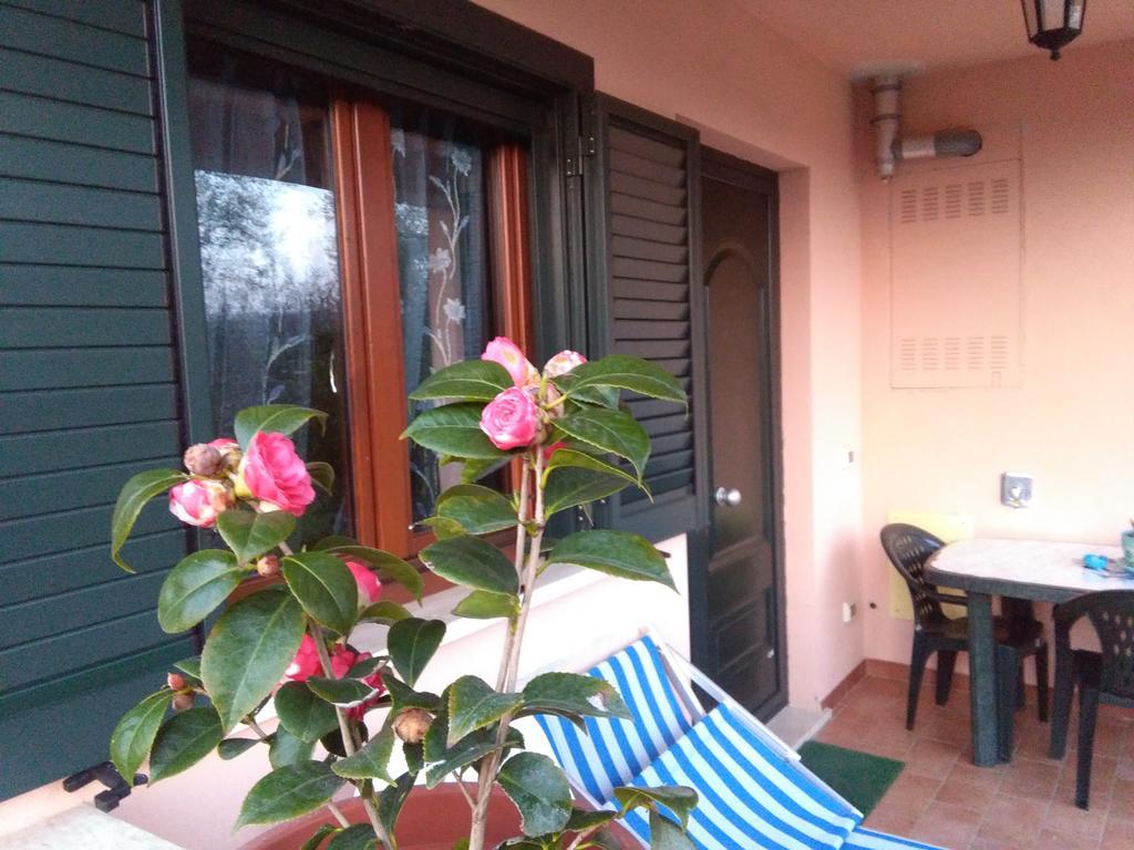 Residence Ai Campi Da Golf Saturnia Exterior foto