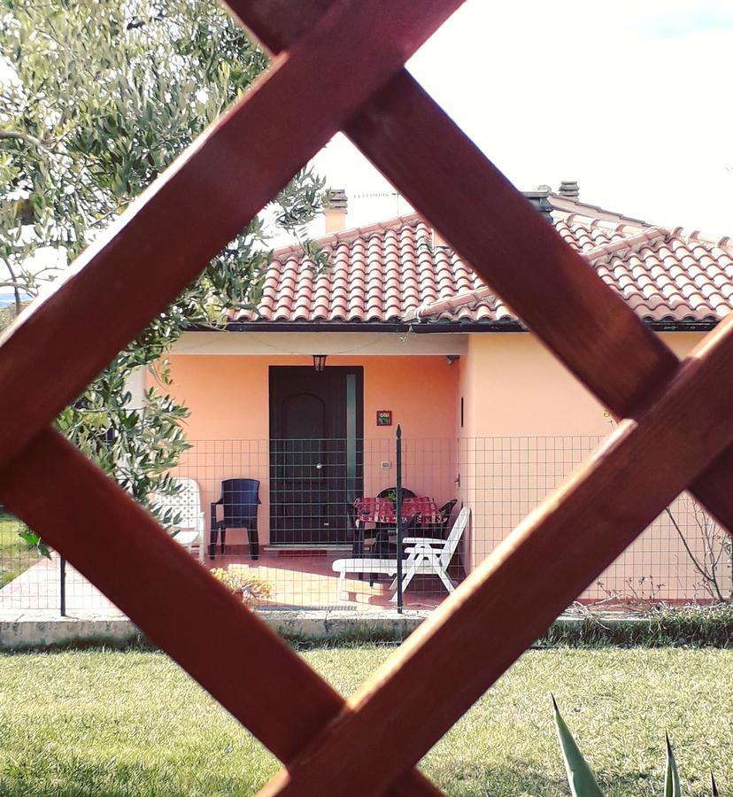Residence Ai Campi Da Golf Saturnia Exterior foto