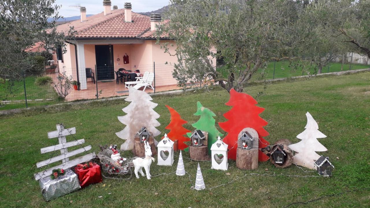 Residence Ai Campi Da Golf Saturnia Exterior foto